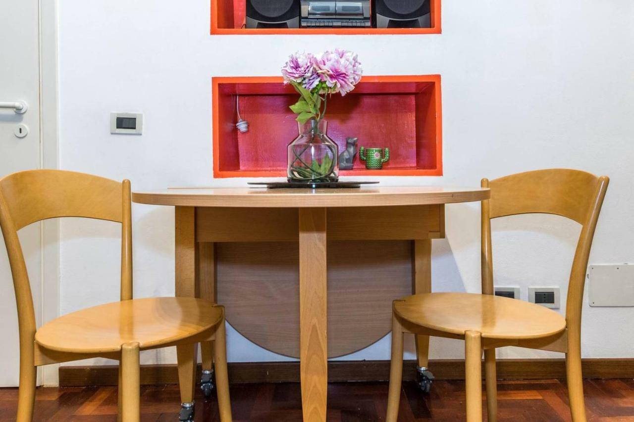 Altido Colorful Studio For 2 Close To Sforzesco Castle Mailand Exterior foto